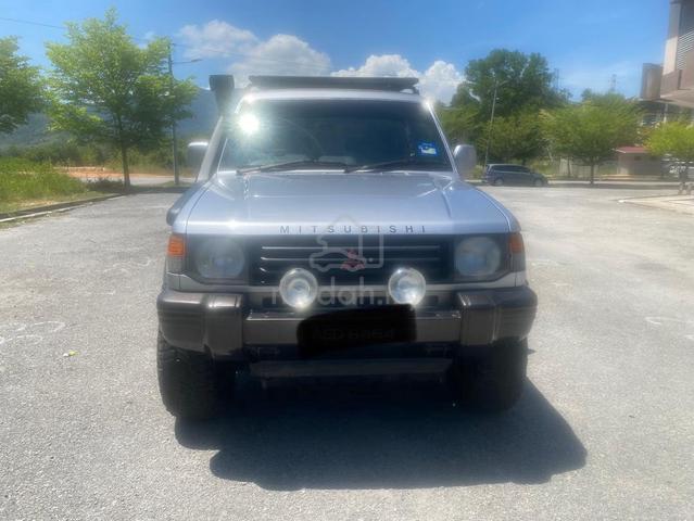 2001 Mitsubishi PAJERO 2.4 (M) - 2