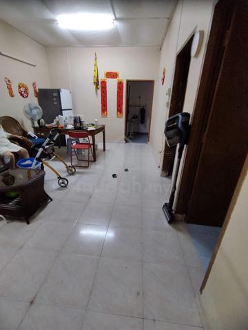 For Rent 1-Storey Terrace Corner @ Taman Century, Jb Town 1