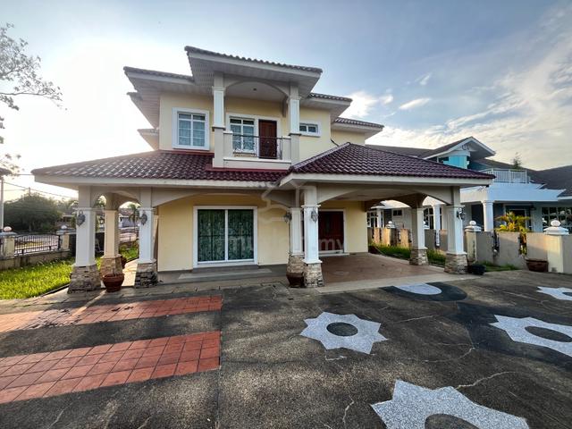 Corner Double Storey Bungalow Chandan Putri Kuala Kangsar Perak 1