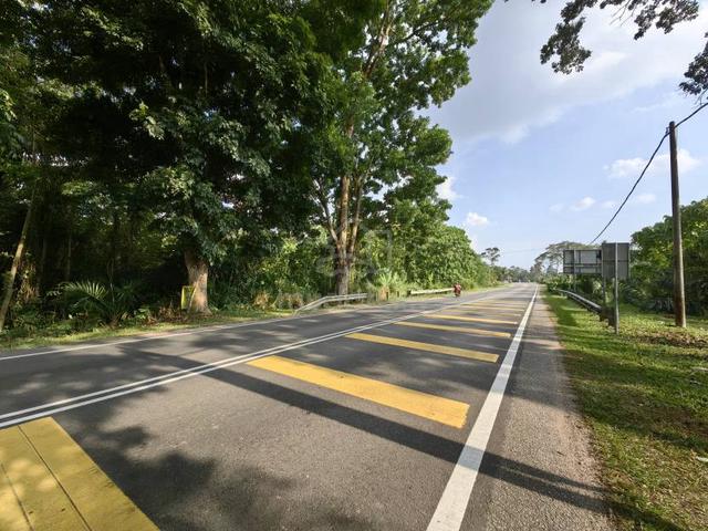 1 Acre Zone Residential Land Mainroad Frontage Simpang Ampat Melaka 1