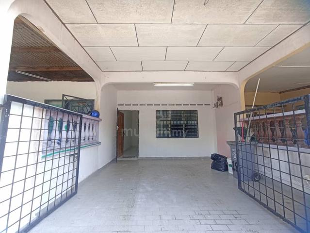 Rumah Sewa Taman Maju Baru Parit Raja Batu Pahat Johor  1