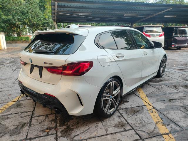 2022 Bmw M135i 2.0 4WD M-PERFORMANCE P/ROOF 16K KM - 2