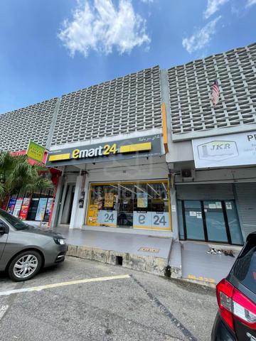READY TENANT (E-MART) Shoplot For Sale High Demand Area 1
