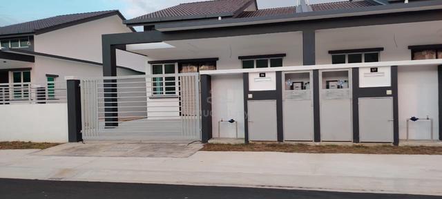 1 storey Full Renovate 4 room Kapar Klang 1
