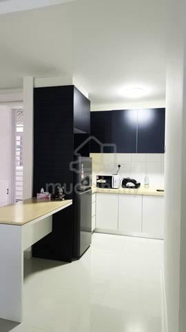 Medini Signature 1