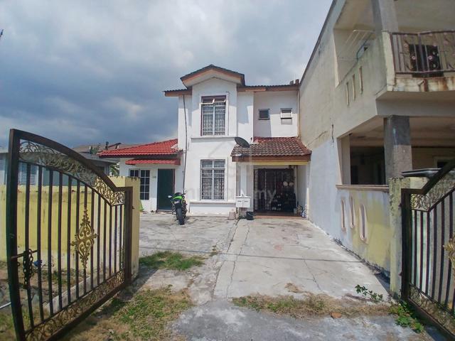Bukit Sentosa Rawang Double Storey Corner Terrace House For Sale 1