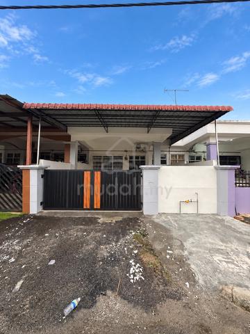 Simpang Renggam Jalan Putri 1 Storey Freehold 3 Bilik Siap Ubahsuai 1