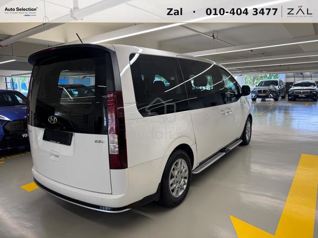 2024 Hyundai STARIA 2.2 PLUS Low Mileage Demo Car - 2