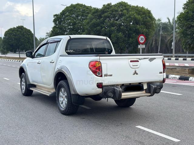 2011 Mitsubishi TRITON 2.5 FACELIFT (M) - 4