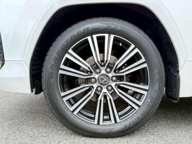 2023 Lexus LX600 Mark Levinson - 5