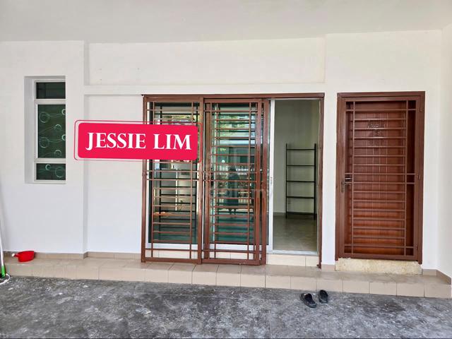 Setia Vista @ Relau double storey terrace Basic Reno Good rennt unit 1