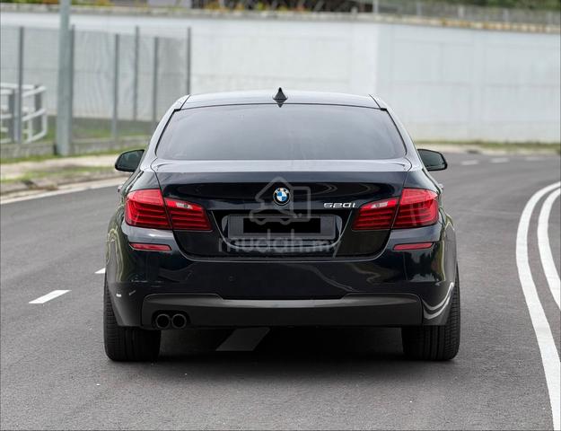 2016 Bmw 520i 2.0 M SPORT FACELIFT (A) Car King - 3
