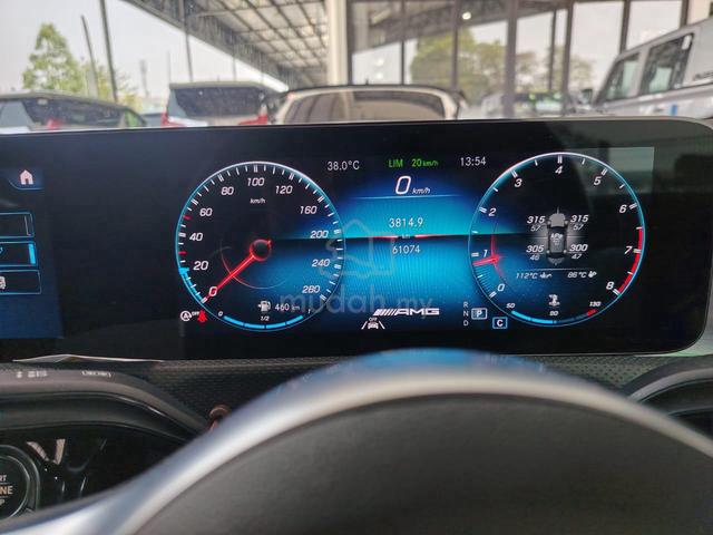 2022 Mercedes Benz A-CLASS 2.0 35 AMG (A) - 4