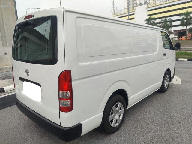 2017 Toyota Hiace 2.5 (M) Panel Van - 3