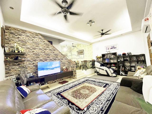 22 x65 EXTENDED  Double Storey Alam Budiman Seksyen U10, Shah Alam 1