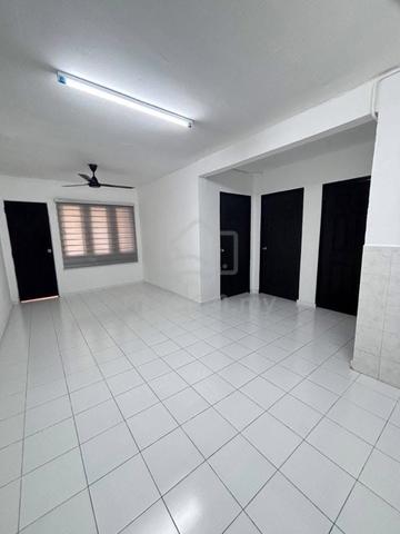 Apartment Permata (Bandar Perda) 1