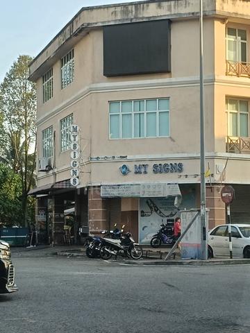 [Beside Hospital/Can Nego] Corner 3 Storey Shoplot, Taman Sungai Jelok 1