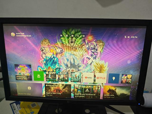 Xbox Series S - photo 5 of 6