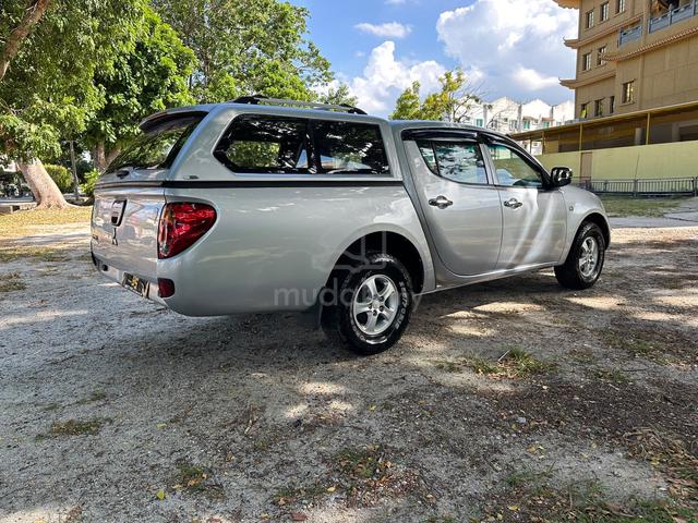 2012 Mitsubishi Triton Lite 2.5MT 4X2 KANOPI - 4