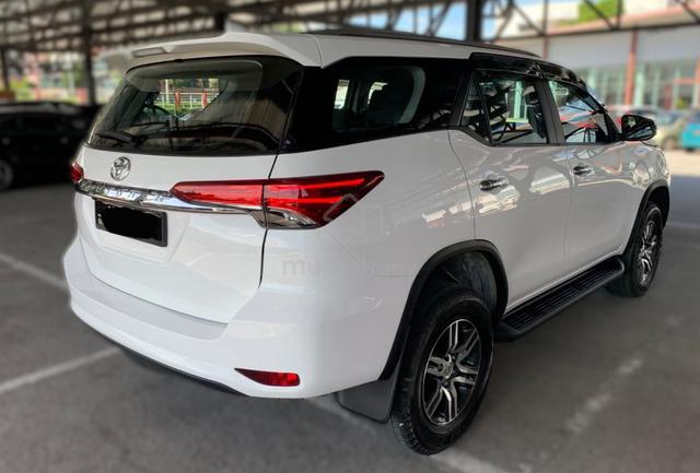 2023 Toyota FORTUNER 2.4 AT - 4