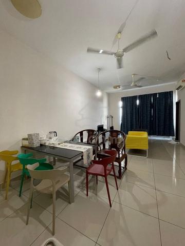 M Condominium @ Larkin 1