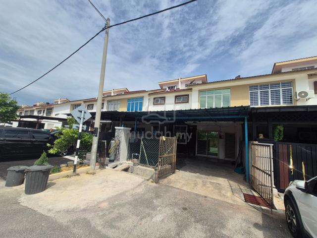 [FACING PLAYGROUND] Double Storey Terrace Iris, Taman Bunga Raya 1