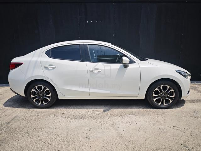 2015 Mazda 2 1.5 (A) HUD Leather Seat Full Spec - 5