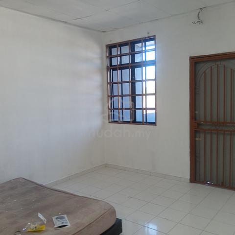 Double Storey Terrace Intermediate Taman Seremban Jaya for Rent 1