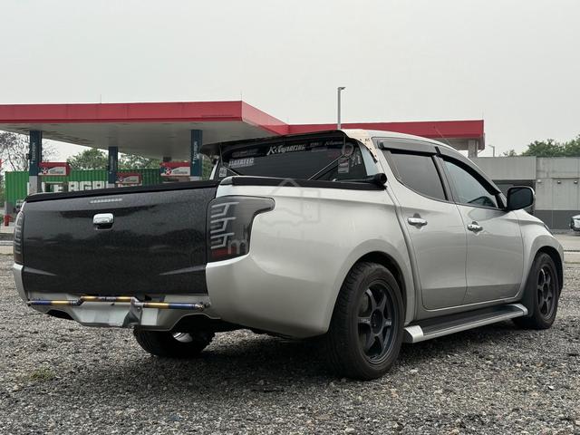 2015 Mitsubishi TRITON 2.5 LITE KA4TNJNMFR (M) - 5