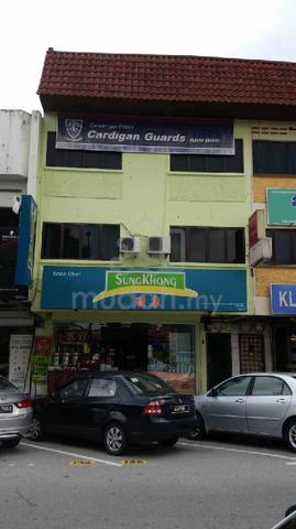 2nd floor to let in Pengkalan main road, Ipoh 1