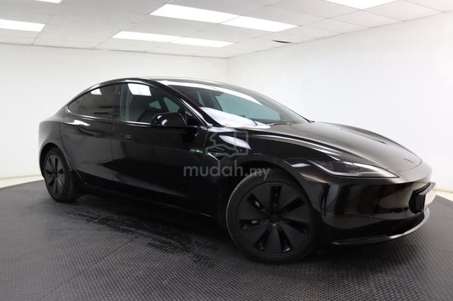 2023 Tesla Model 3 Long Range AWD - 1
