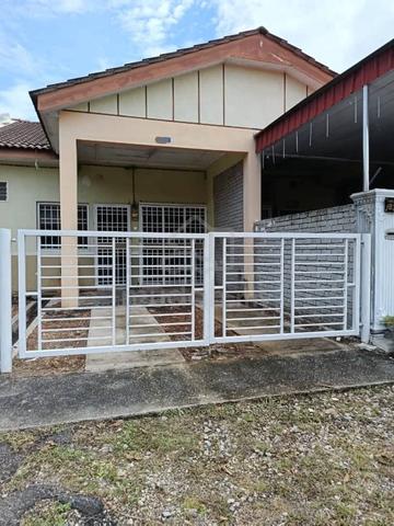 Bandar Puteri Jaya Hillpark [Teres Setingkat/ Full Loan/ SJKP/ LPPSA] 1