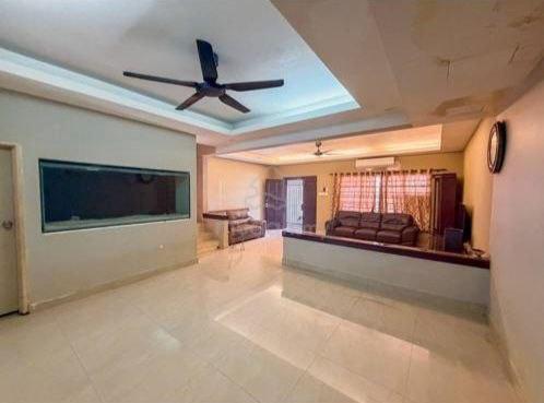 FULL RENOVATED EXTENDED KITCHEN FREEHOLD Double Storey Prima Saujana 1