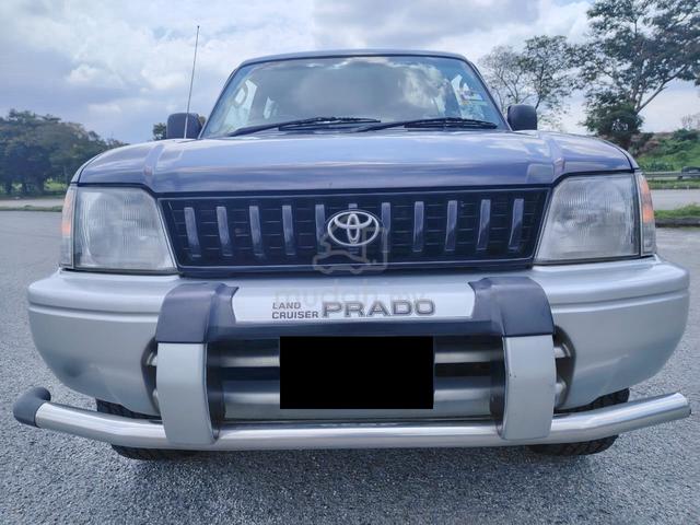 Toyota PRADO 2.7 (M) still1 owner NO OFF ROAD USED - 4