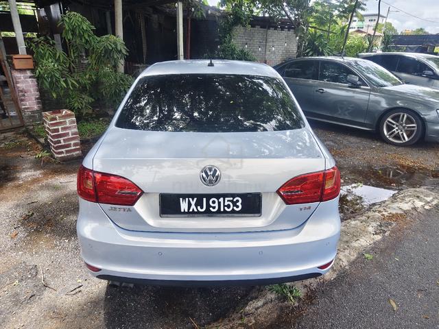2012 Volkswagen JETTA 1.4 TSI (CBU) (A) - 4