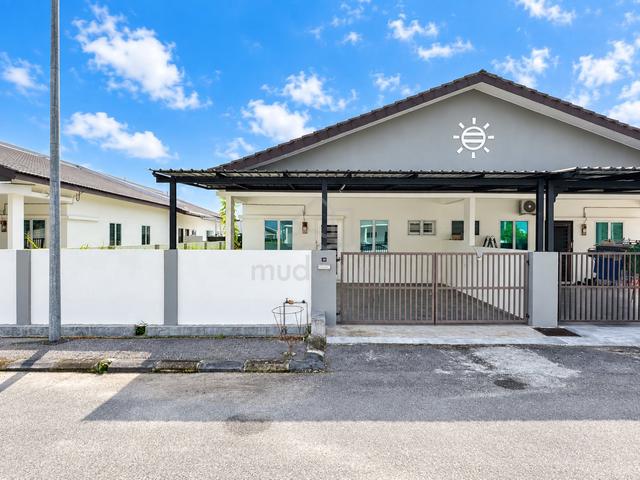 Teluk Intan Lagenda Semi D Renovated For Sale Dijual Full Loan! 1