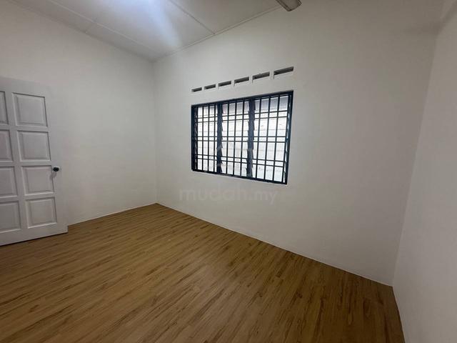 Kluang Taman Kg Majid Rumah 2 Tingkat SiapRenoCantik FulLoan FulMosaic 5