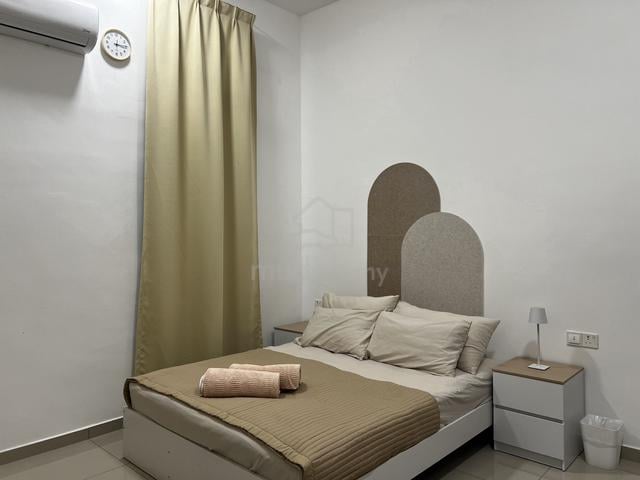 Gated Guarded Semi-D House For Rent SP Saujana Permai Ambangan Height 1