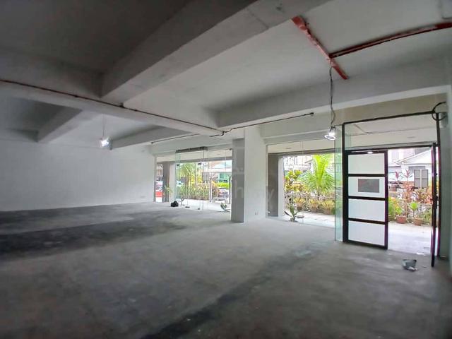 GROUND FLOOR office /Showrooms JALAN SULTAN ISMAIL / KG BHARU 1