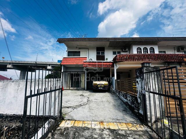 URGENT SALE END LOT 2 Storey Taman Dagang Ampang Jaya 1