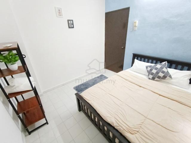 Master Room for Rent Mewah Court Female Unit near Lam Wah Ee Hospital 1