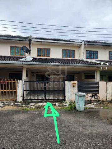 Double storey Intermediate House For Sale 1