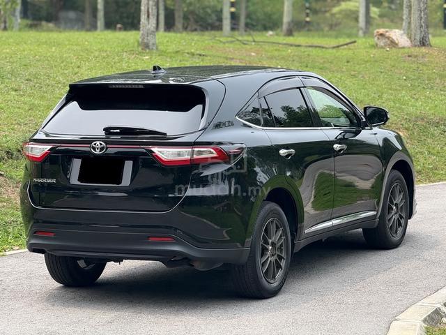 GRADE 4.5✅Toyota Harrier 2.0 | Premium Luxury SUV - 2
