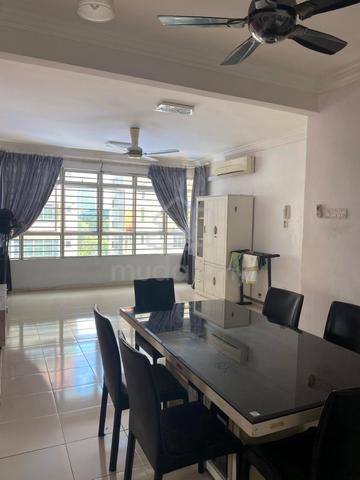 Mutiara Anggerik 1