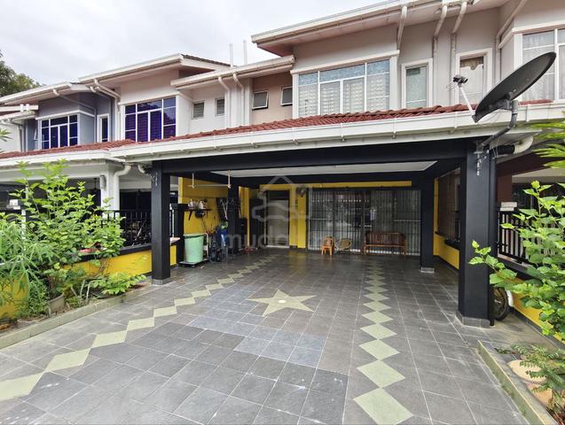 CANTIK Double Storey Terrace House Bandar Seri Putra Bangi 1
