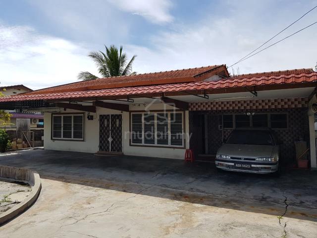 {Teluk Intan}Single Storey Bungalow For Sale 1