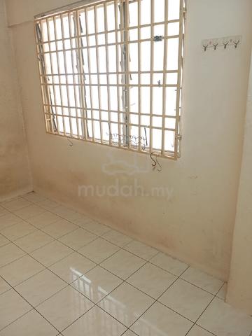 medium room - near sunshine central  1