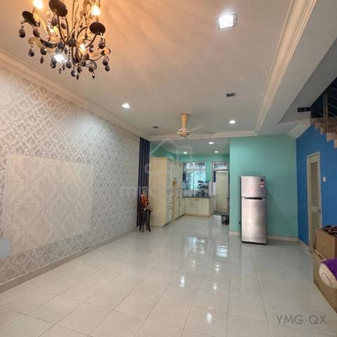 Bandar Puteri Gelang Klang Double Storey 18 x 75 Kitchen table top Ho 1