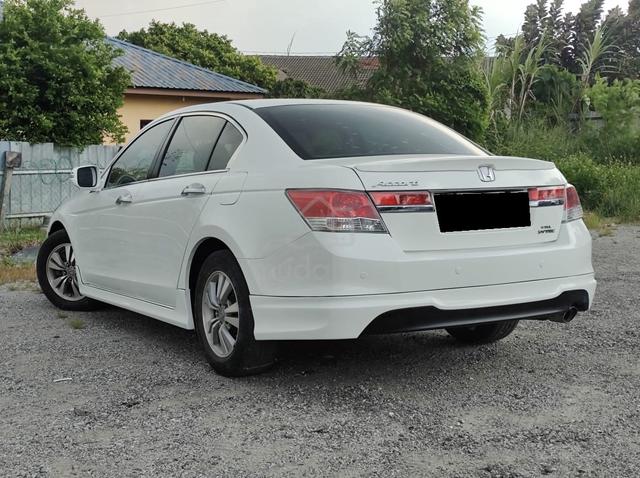 2012 Honda ACCORD 2.0 VTi-L FACELIFT 1Y-WARRANTY - 2