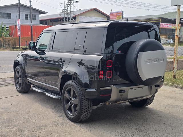 2023 Land Rover Defender 110 X-Dynamic HSE 3.0 - 4